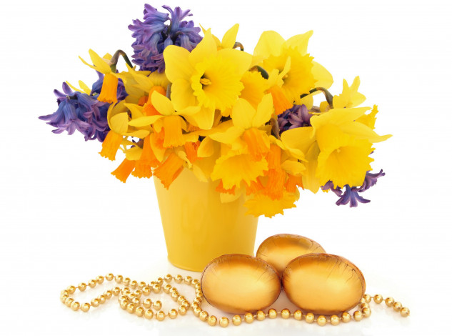 Обои картинки фото праздничные, пасха, яйца, праздник, тюльпаны, нарциссы, цветы, ведро, фон