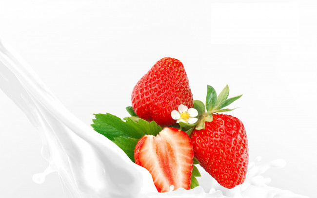 Обои картинки фото еда, клубника,  земляника, молоко, ягоды