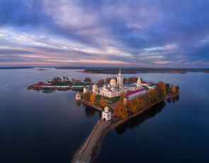 Картинка города -+православные+церкви +монастыри остров столобный осило-столобенская пустынь озеро небо нтынь нилова пусень селигер монастырь россия