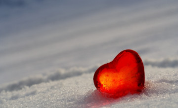 Картинка праздничные день+святого+валентина +сердечки +любовь сердечко снег
