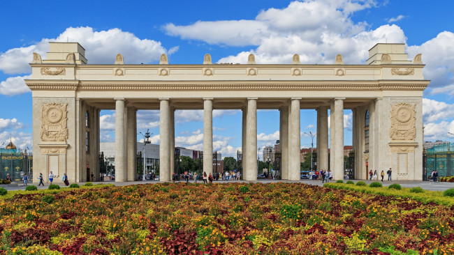 Обои картинки фото города, москва , россия, парк, горького, москва, архитектура, арка