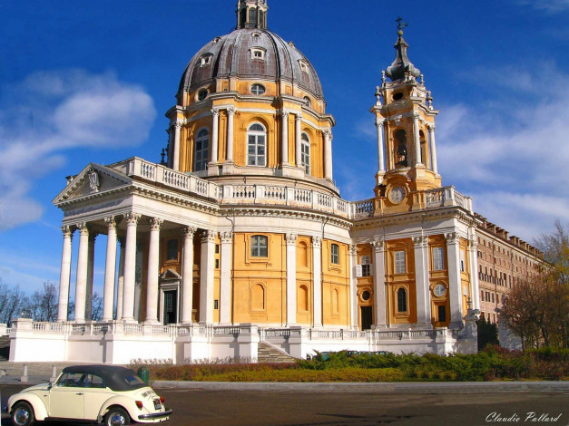 Обои картинки фото italy, torino, la, basilica, il, maggiolino, города, католические, соборы, костелы, аббатства