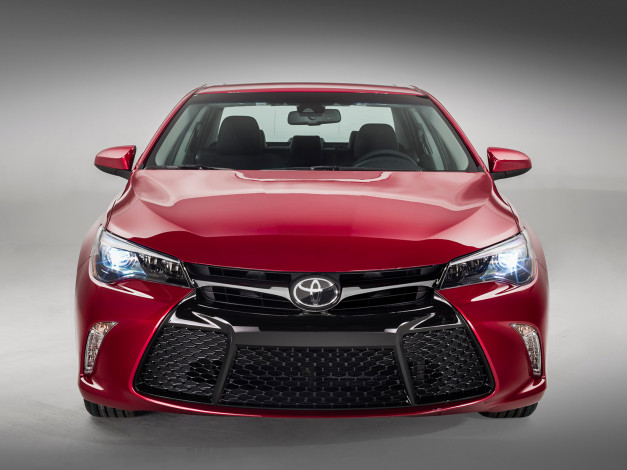 Обои картинки фото автомобили, toyota, 2015, camry, xse, красный