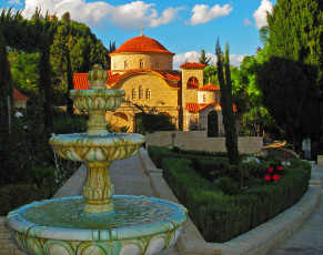 Картинка agios+georgios+alamanos+monastery города -+католические+соборы +костелы +аббатства кипр монастырь фонтан
