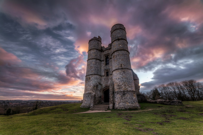 Обои картинки фото donnington castle, города, замки англии, замок, сумрак