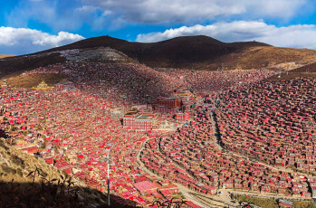 Картинка города -+панорамы седа пейзаж дома монастырь сычуань тибет китай