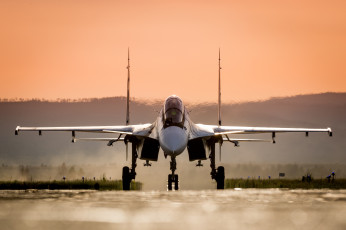 Картинка су-30см авиация боевые+самолёты корпорация иркут аэродром многофункциональный истребитель поколение четыре плюс су30см