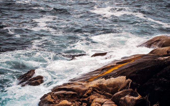Обои картинки фото природа, побережье, прибой, камни, скала