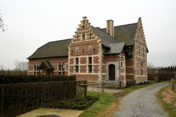 Картинка города здания дома borgloon бельгия