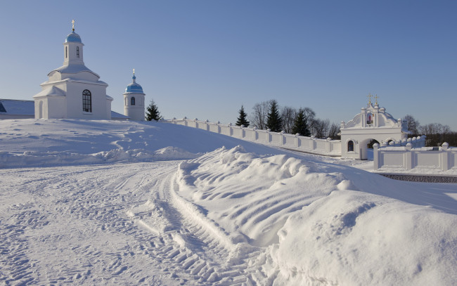 Обои картинки фото города, православные, церкви, монастыри, монастырь, зима