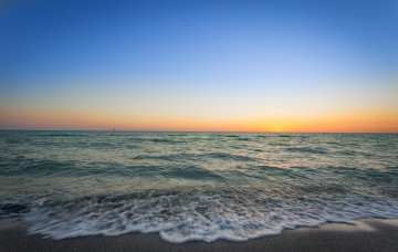 Картинка природа моря океаны горизонт пляж океан заря пена волны