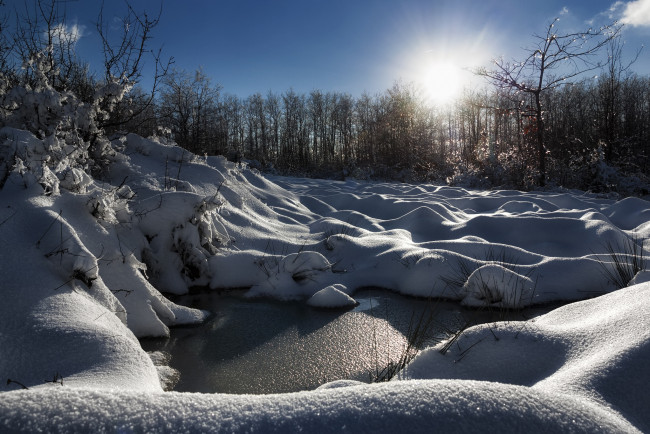 Обои картинки фото природа, зима, снег, свет, солнце, вода