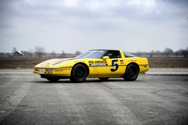 Обои картинки фото 1987 chevrolet corvette escort series race car , c4, автомобили, corvette, chevrolet, желтый, escort, ретро