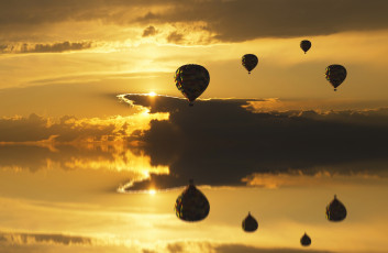 Картинка авиация воздушные+шары полет шары
