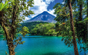 обоя arenal volcano, costa rica, природа, пейзажи, arenal, volcano, costa, rica