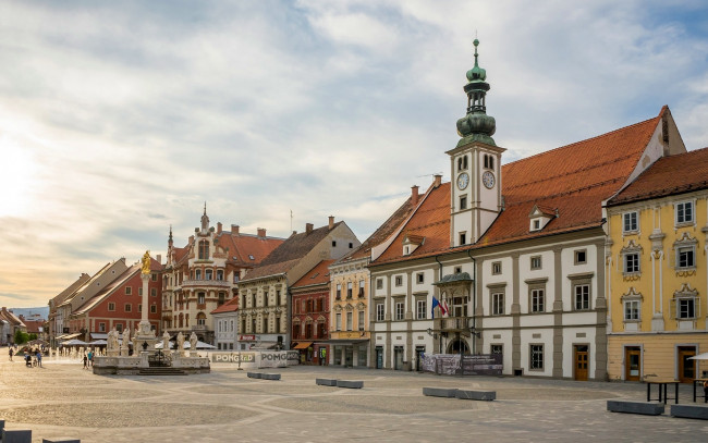 Обои картинки фото town hall, maribor, slovenia, города, - улицы,  площади,  набережные, town, hall
