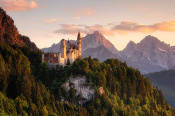 обоя neuschwanstein castle, bavarian alps, города, замок нойшванштайн , германия, neuschwanstein, castle, bavarian, alps