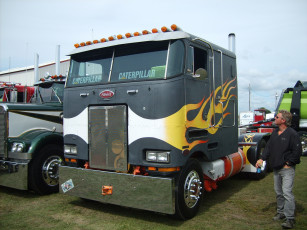 Картинка автомобили peterbilt