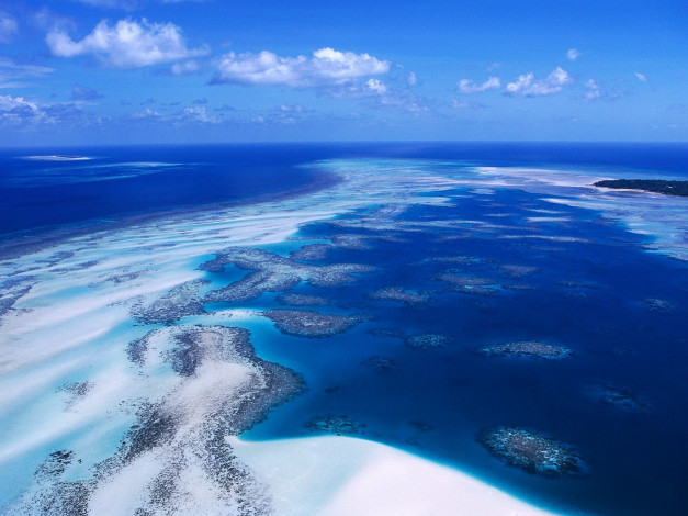 Обои картинки фото корраловый, риф, австралия, природа, моря, океаны, синее, море, островки