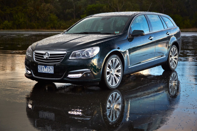 Обои картинки фото 2013, holden, vf, calais, sportwagon, автомобили