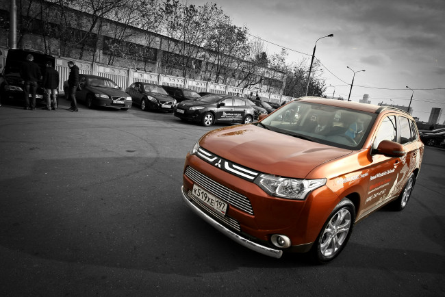 Обои картинки фото автомобили, mitsubishi, outlander