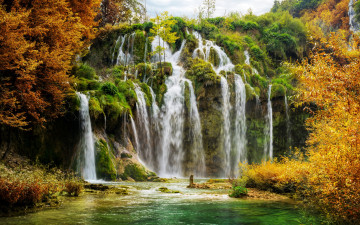 Картинка природа водопады хорватия plitvice national park озеро скала водопад осень
