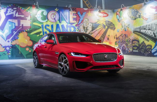 Обои картинки фото 2020 jaguar xe 300 r-dynamic, автомобили, jaguar, премиум, класс, 2020, r-dynamic, xe300, красный