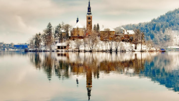 Картинка города -+православные+церкви +монастыри небо деревья снег зима церковь остров озеро