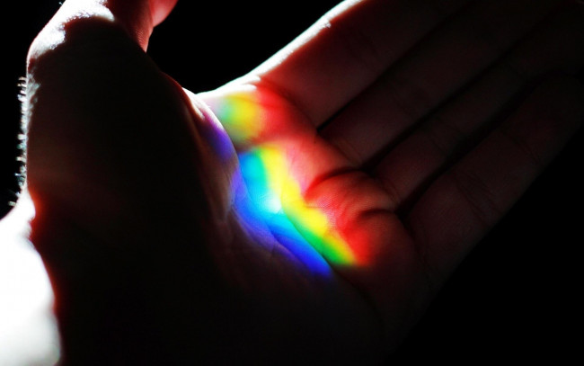 Обои картинки фото разное, руки, спектр, радуга, рука, ладонь
