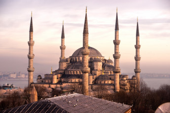 обоя города, - мечети,  медресе, мечеть