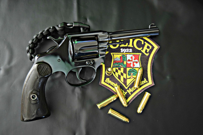 Обои картинки фото 1922 colt police positive 32 cal, оружие, револьверы, ствол