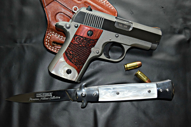 Обои картинки фото colt mustang pocketlite, оружие, пистолеты, ствол