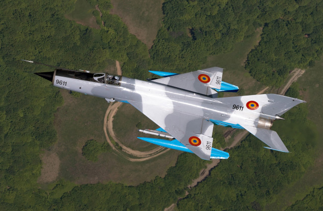 Обои картинки фото авиация, боевые самолёты, миг-21
