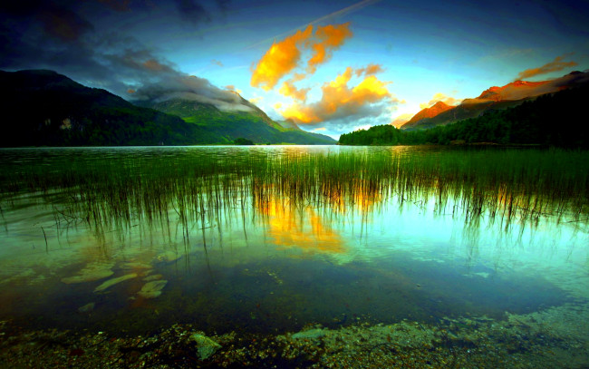 Обои картинки фото emerald, lake, природа, реки, озера, горы, облака, озеро