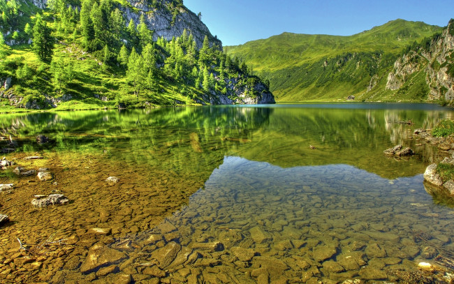 Обои картинки фото shallow, water, lake, природа, реки, озера, горы, каменистое, дно, река