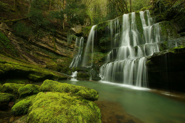Обои картинки фото природа, водопады, роток, скала, лес
