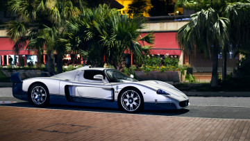 Картинка автомобили maserati mc12