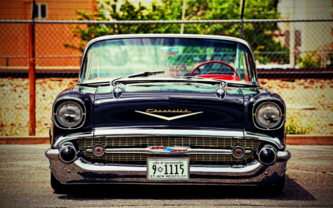 Обои картинки фото 1957 chevrolet bel air, автомобили, chevrolet, сhevrolet, bel, air, вид, спереди, 1957, года, тюнинг, ретро, американские