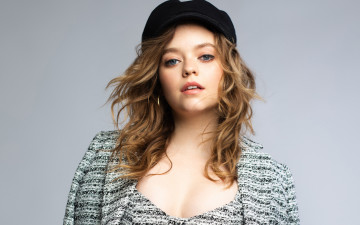 обоя девушки, jade pettyjohn, шатенка, лицо, фуражка, жакет