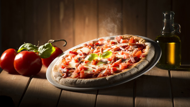 Обои картинки фото еда, пицца, помидоры, масло