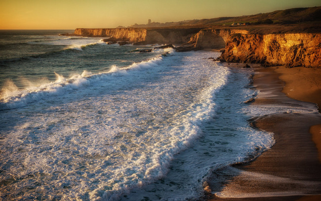 Обои картинки фото природа, побережье, скалы, волны, пляж, океан