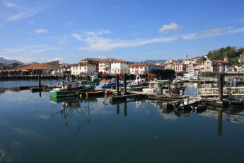 Картинка корабли порты причалы saint jean de luz