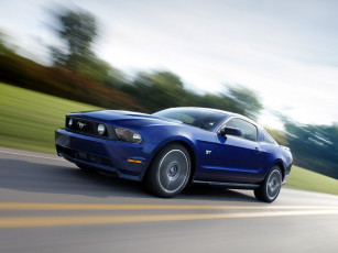 Картинка 2010 ford mustang gt автомобили