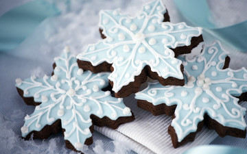 Картинка праздничные угощения снежинки печенье глазурь