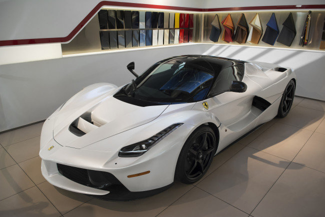 Обои картинки фото laferrari, автомобили, ferrari, спорткар