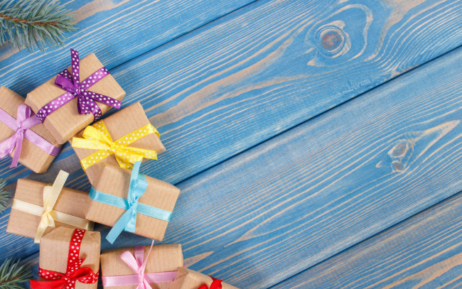 Обои картинки фото праздничные, подарки и коробочки, лента, подарки, бант, wood, коробки, gifts