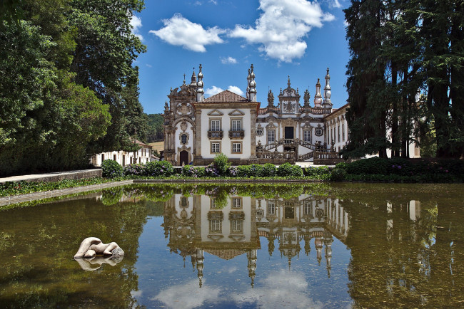 Обои картинки фото casa de mateus, portugal, города, - дворцы,  замки,  крепости, casa, de, mateus