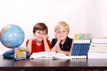 Картинка разное дети мальчики книги глобус