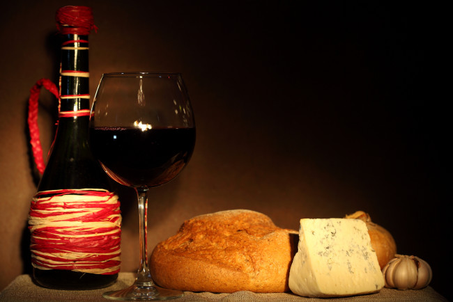 Обои картинки фото еда, натюрморт, сыр, хлеб, вино