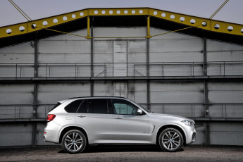 Картинка автомобили bmw f15 uk-spec m sport xdrive40e x5 2015г